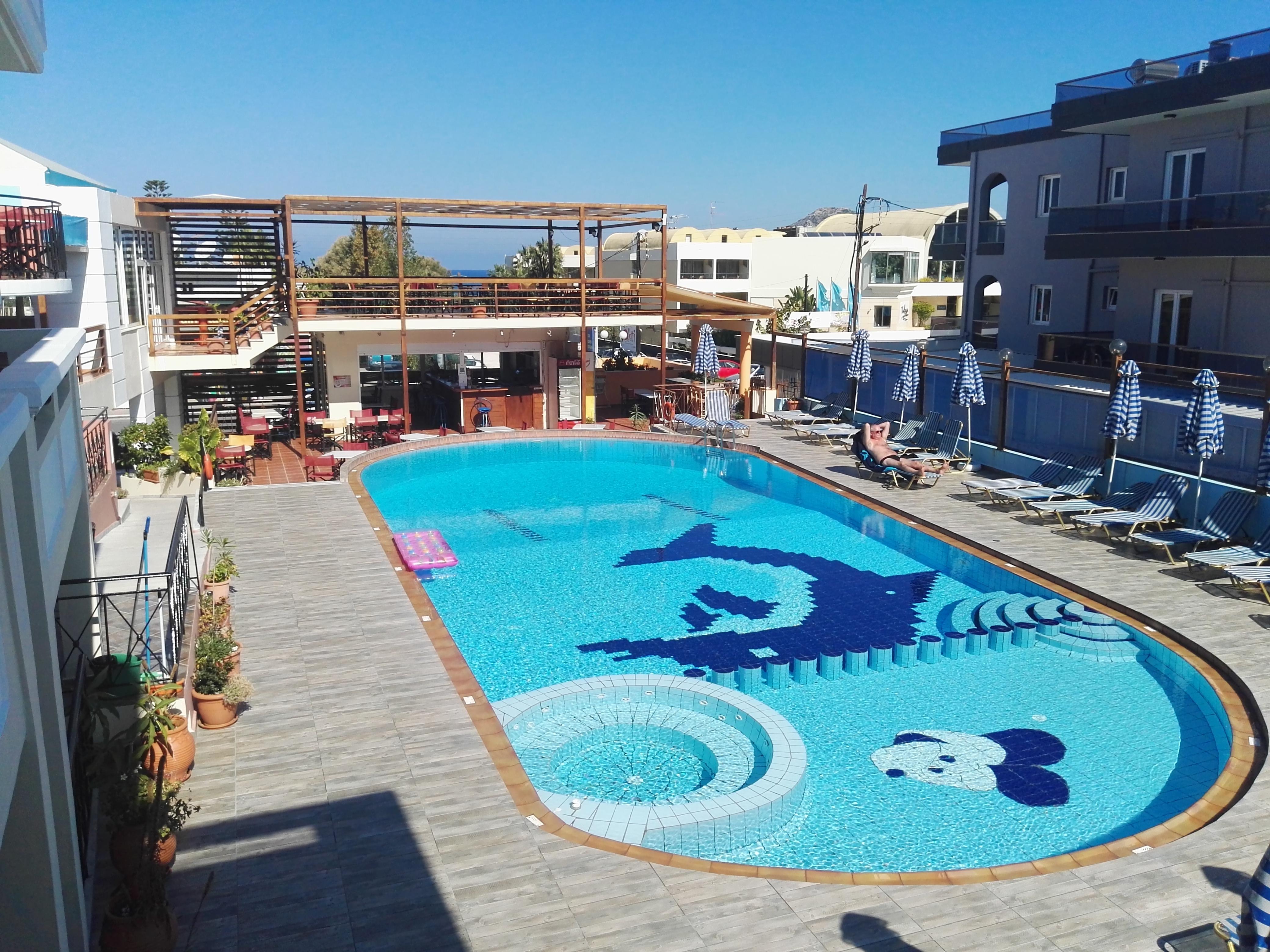 Epis Hotel Agia Marina エクステリア 写真